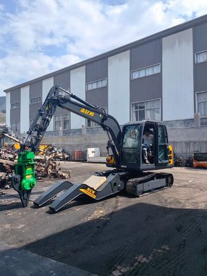 Robot de démolition de boues réfractaires